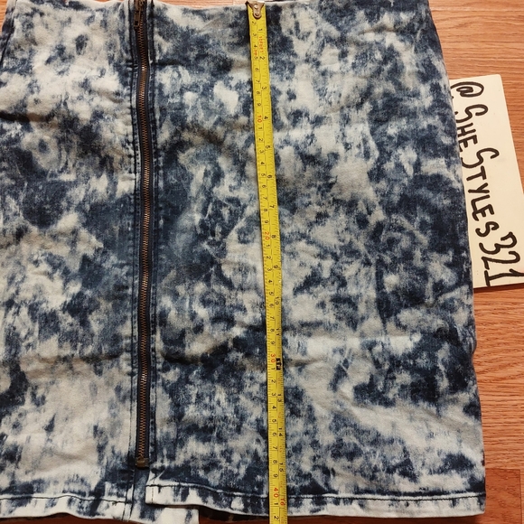 Washed Denim Jean Skirt - Picture 3 of 3